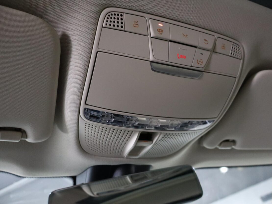 Mercedes Benz GLC SUV 300 de 4MATIC 21