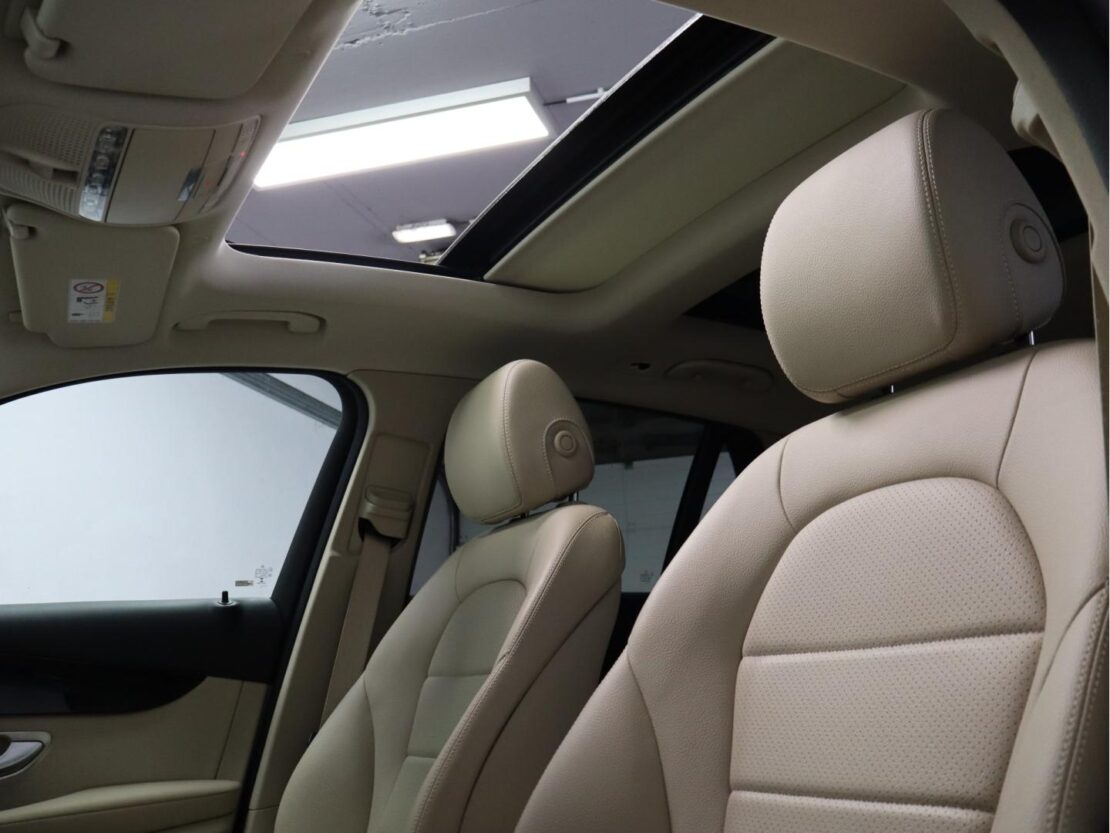 Mercedes Benz GLC SUV 300 de 4MATIC 22