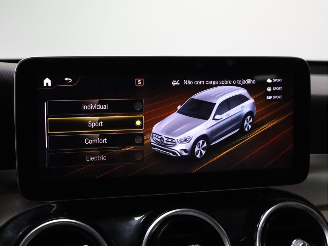 Mercedes Benz GLC SUV 300 de 4MATIC 15