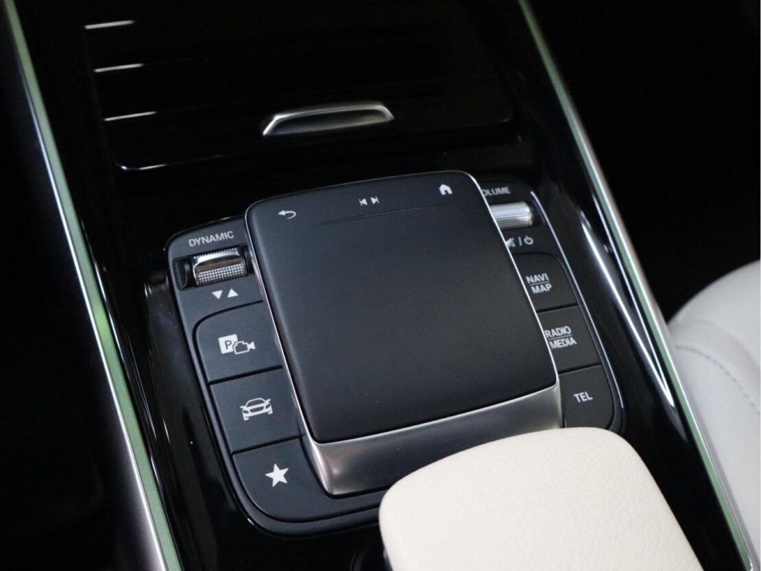 Mercedes Benz GLB 180 d Progressive 20