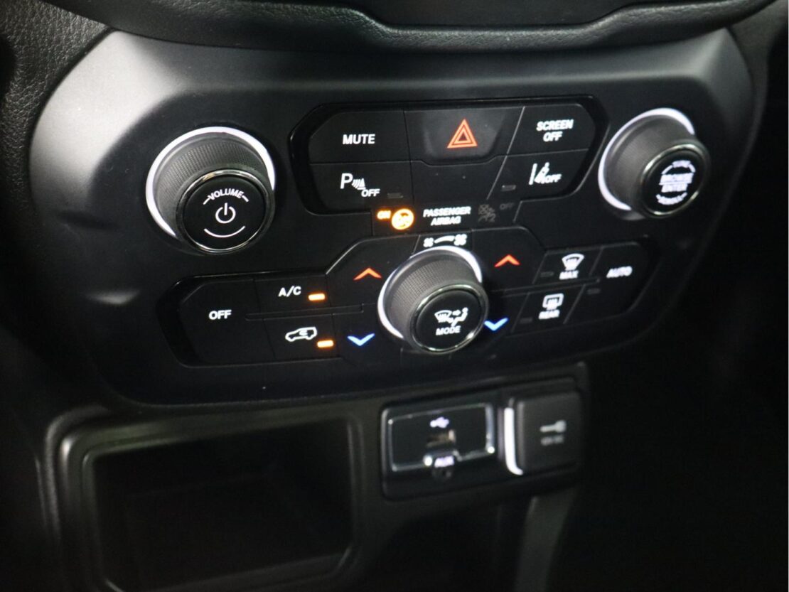 Jeep Renegade Limited 1.0 15