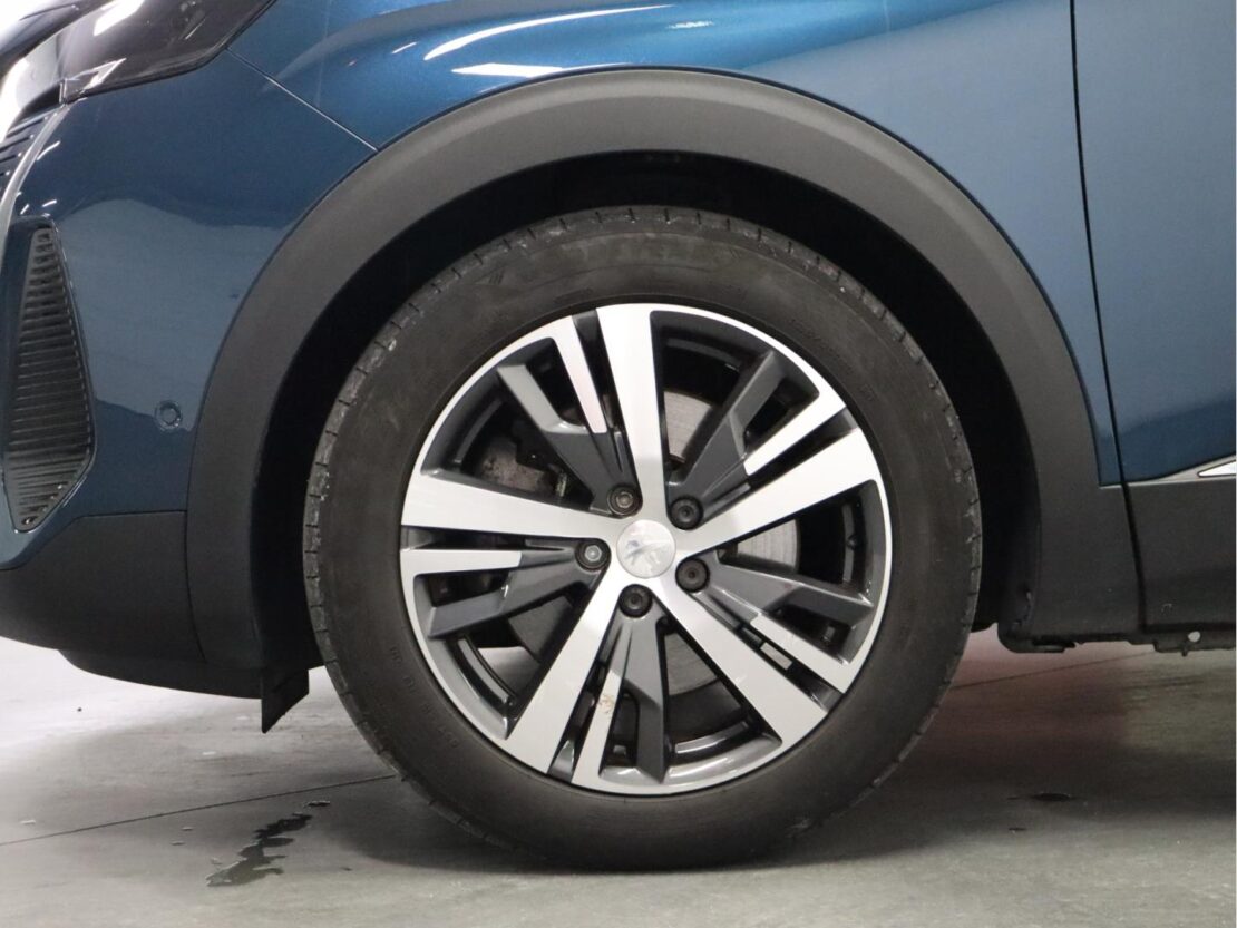 Peugeot 3008 1.6 Hybrid Allure e-EAT8 22