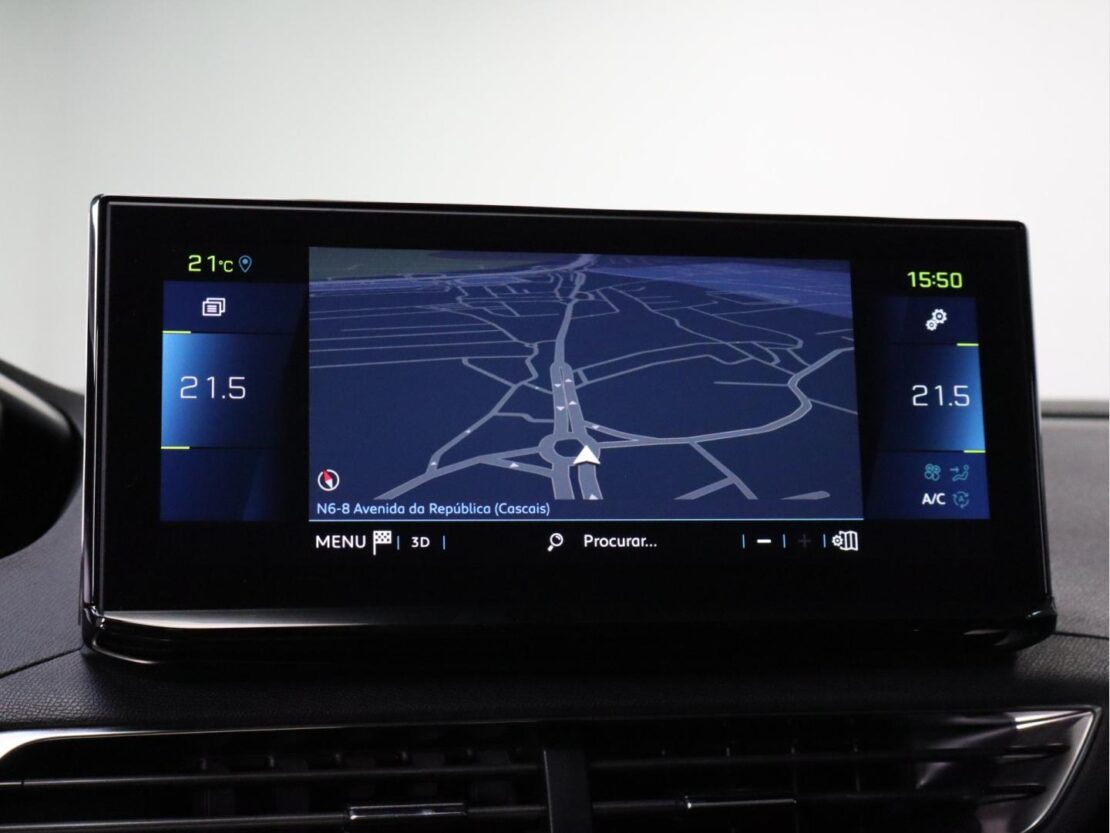 Peugeot 3008 1.6 Hybrid Allure e-EAT8 13