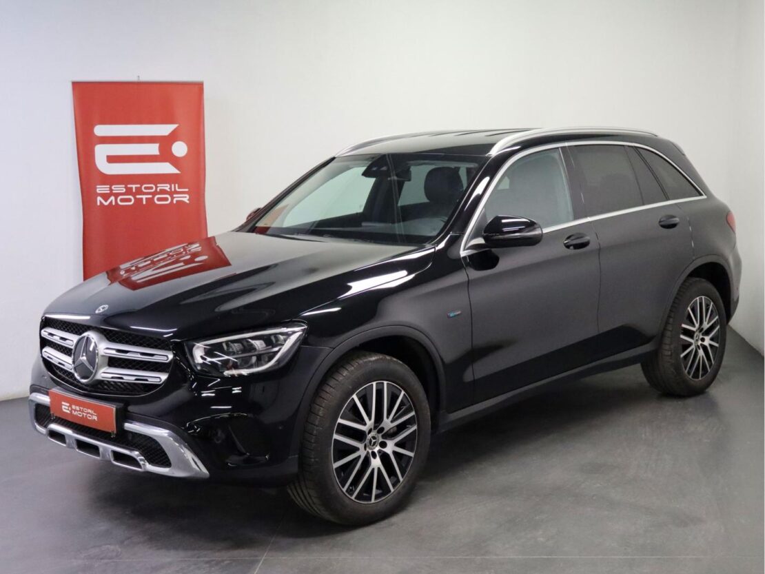 Mercedes Benz GLC SUV 300 e 4MATIC 1