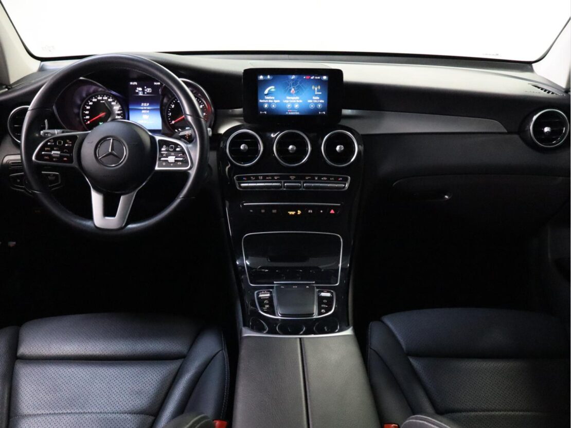 Mercedes Benz GLC SUV 300 e 4MATIC 8