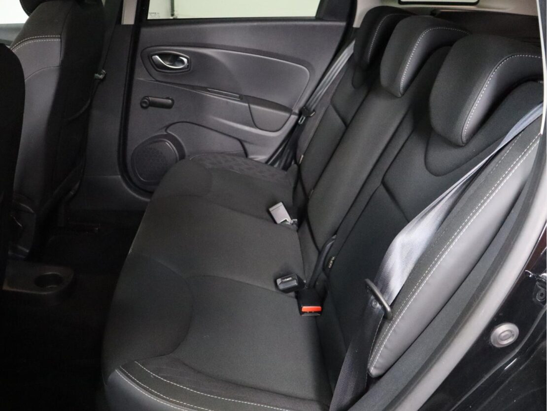 Renault Clio 0.9 TCe  Limited Sport Tourer 7