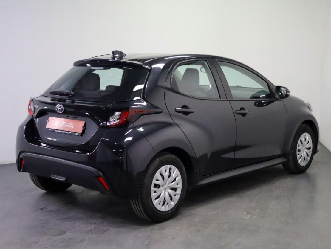 Toyota Yaris 1.0 Comfort 3