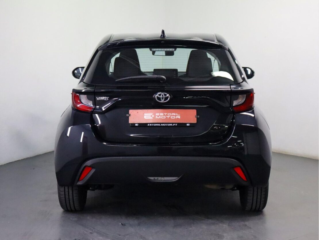 Toyota Yaris 1.0 Comfort 4