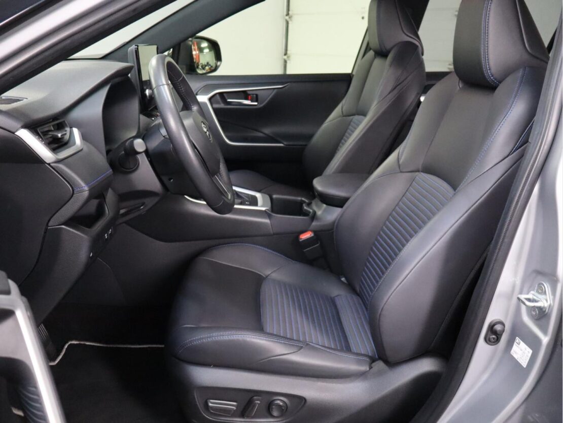 Toyota Rav4 2.5 HDF Comfort 6