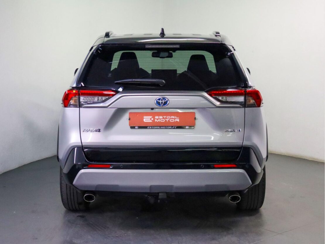 Toyota Rav4 2.5 HDF Comfort 4