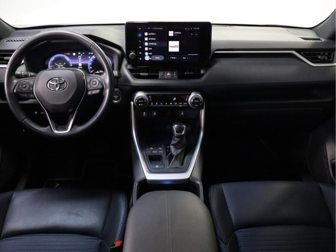 Toyota Rav4 2.5 HDF Comfort 8