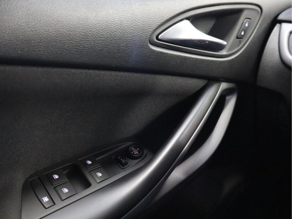 Opel Astra Sports Tourer 1.6 CDTI Business Edition S/S 12