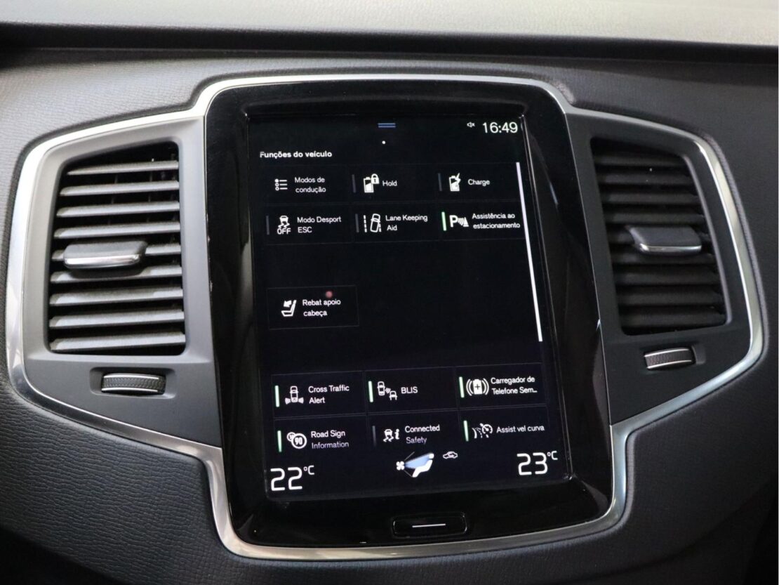 Volvo XC90 2.0 T8 PHEV Inscription AWD 17