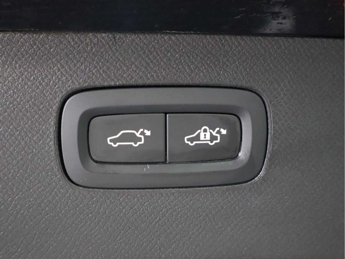 Volvo XC90 2.0 T8 PHEV Inscription AWD 22