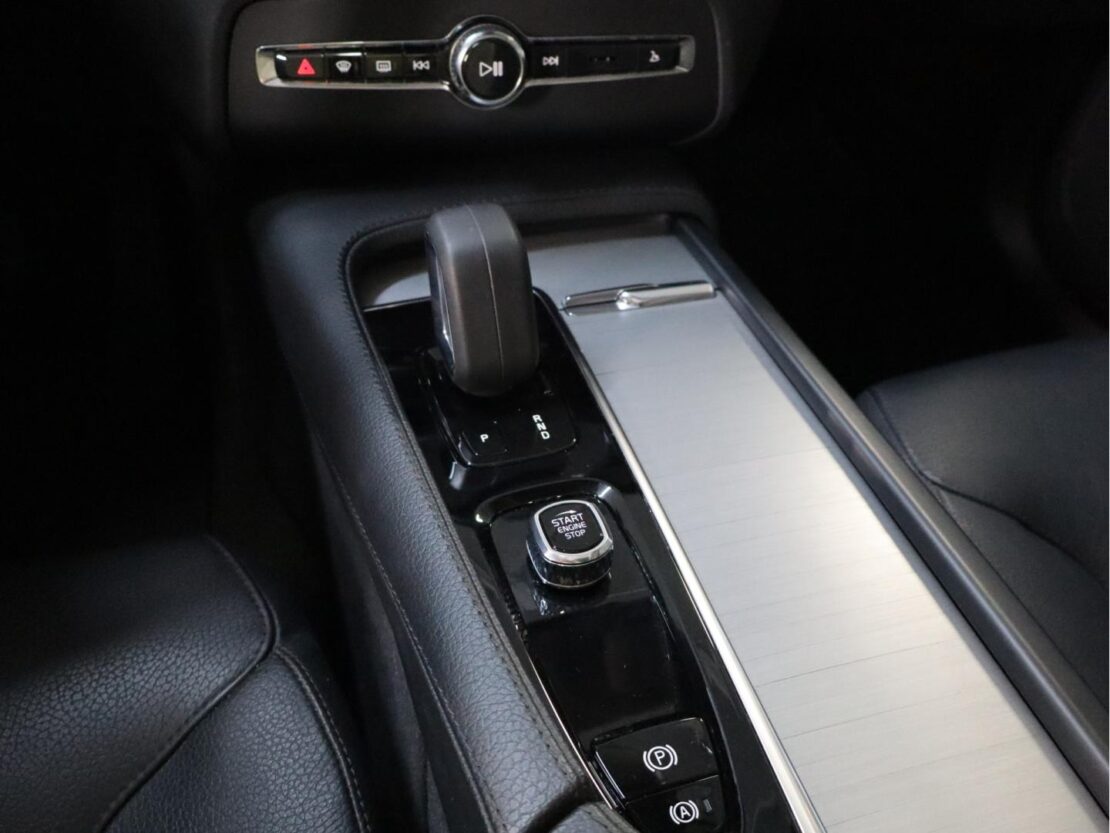 Volvo XC90 2.0 T8 PHEV Inscription AWD 18