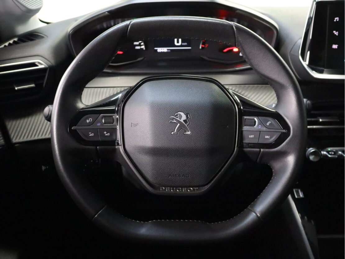 Peugeot 208 1.2 PureTech  Active Pack 9