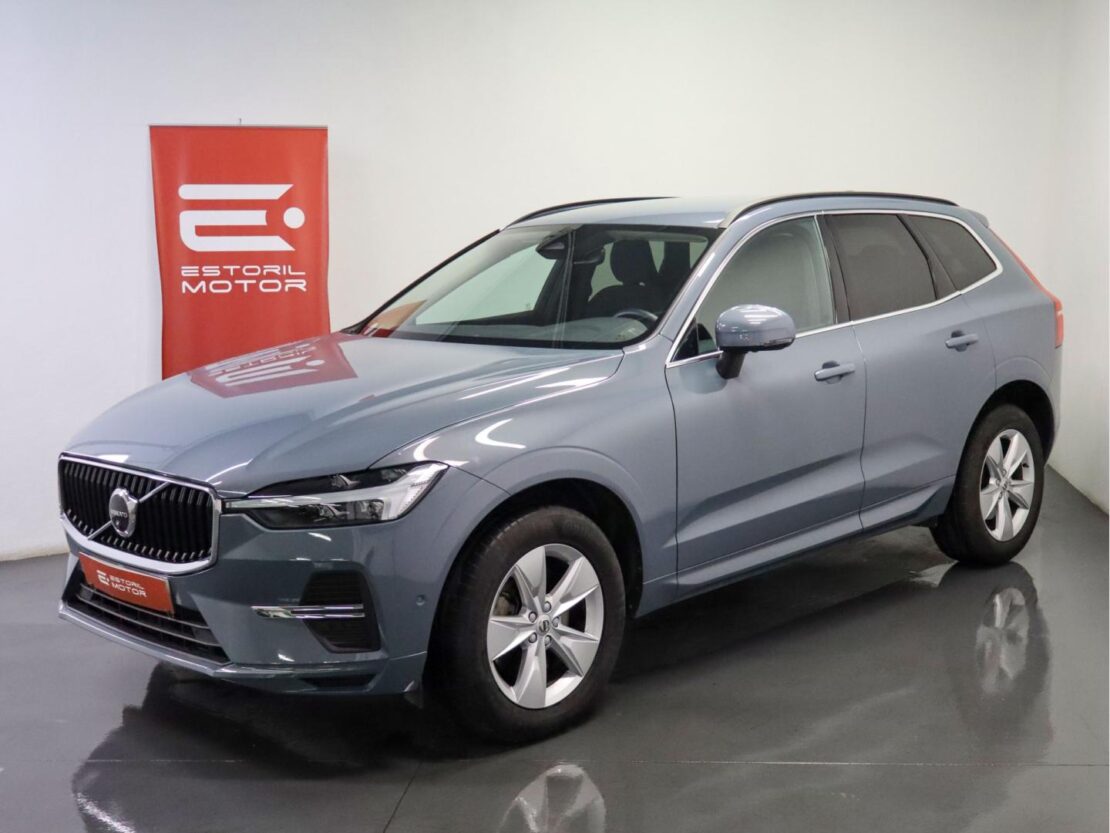 Volvo XC60 2.0 B4  Momentum Plus 1
