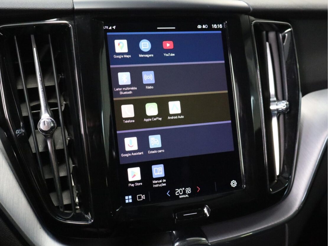 Volvo XC60 2.0 B4  Momentum Plus 12