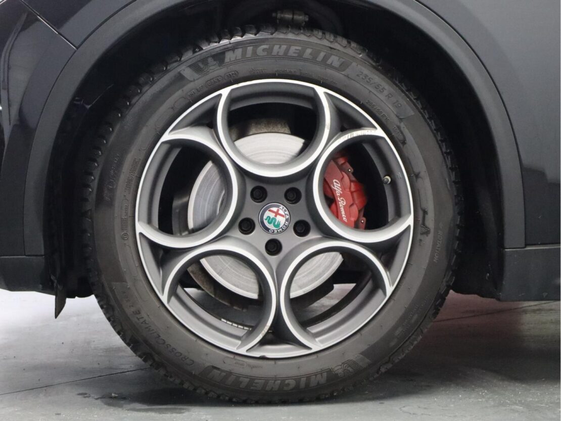 Alfa Romeo Stelvio 2.2 D Super AT8 23