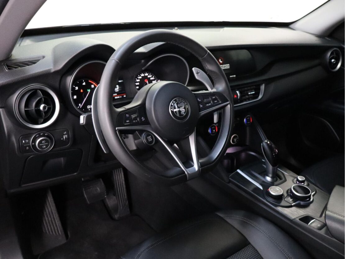 Alfa Romeo Stelvio 2.2 D Super AT8 5