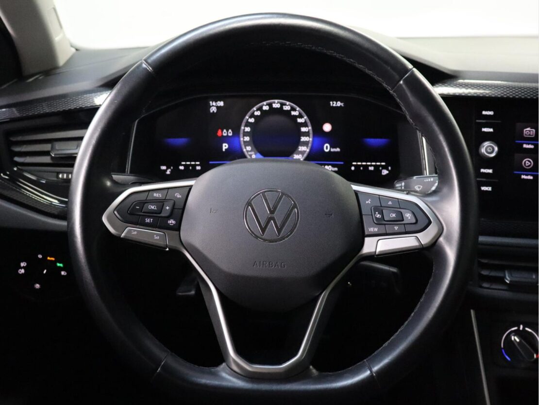 Volkswagen Polo 1.0 TSI Urban DSG 9