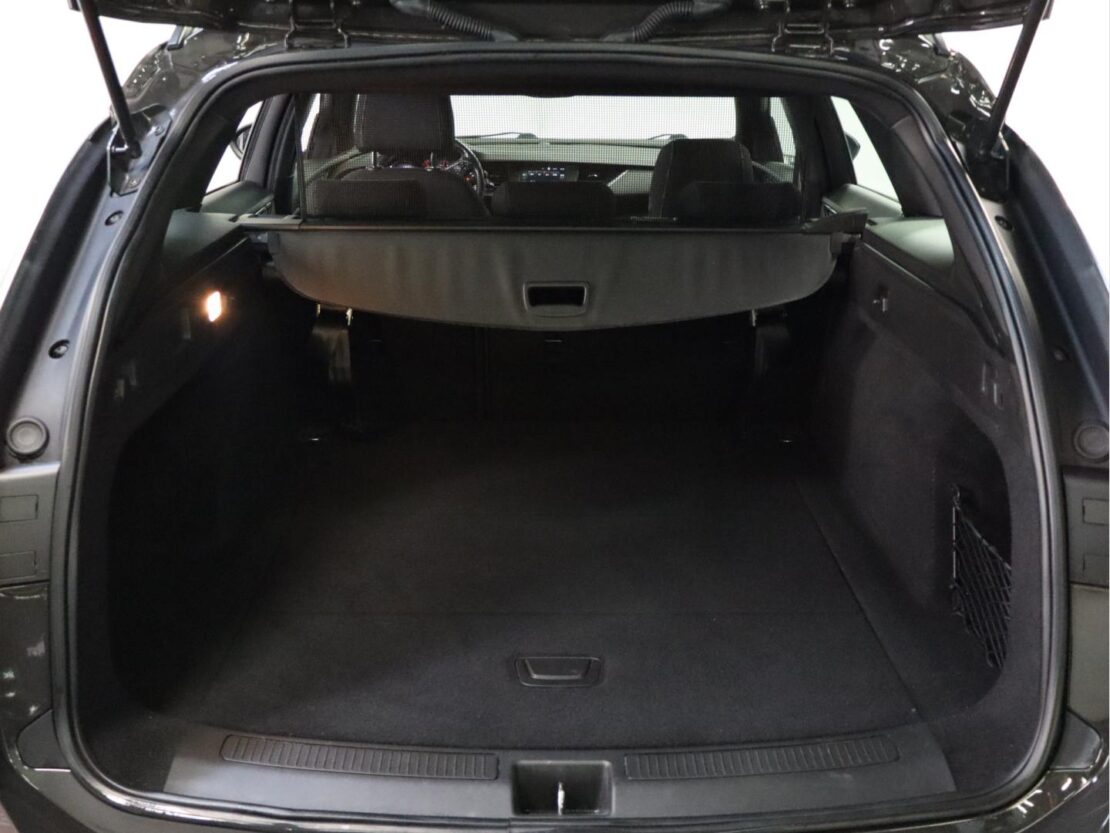 Opel Insignia 1.5  Business Edition ST 17