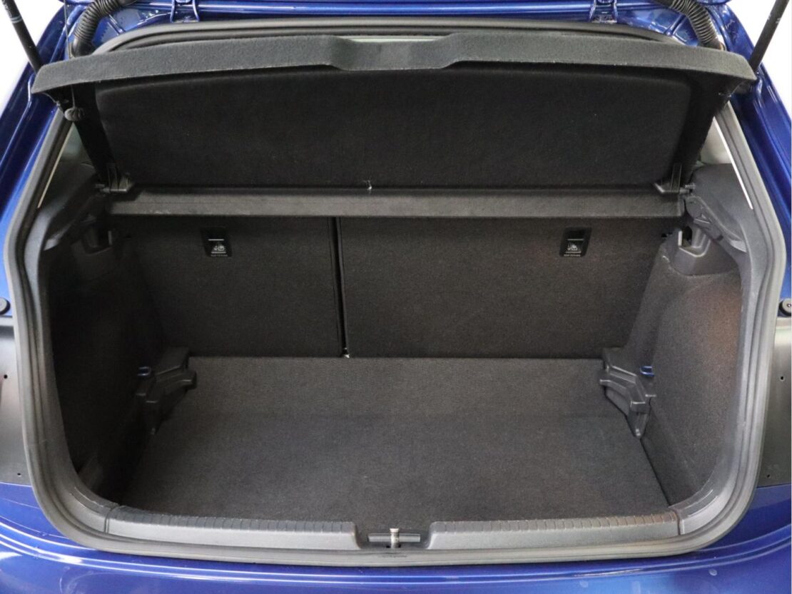 Volkswagen Polo 1.0 TSI  Urban DSG 17