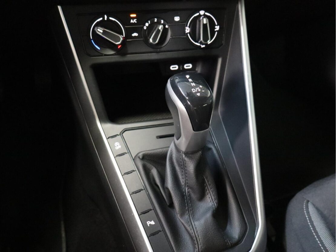 Volkswagen Polo 1.0 TSI  Urban DSG 15