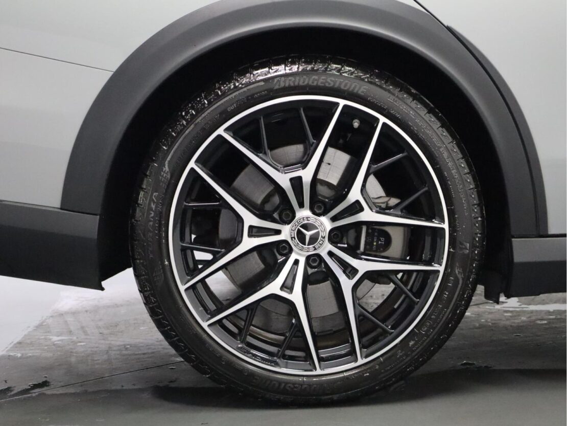 Mercedes Benz Classe E 300 de 4Matic All-Terrain 26