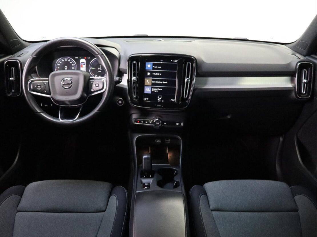 Volvo XC40 1.5 T4 PHEV Core 8