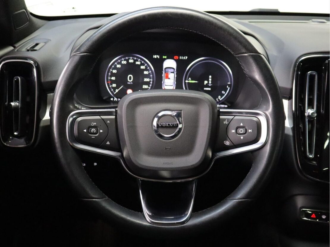 Volvo XC40 1.5 T4 PHEV Core 9