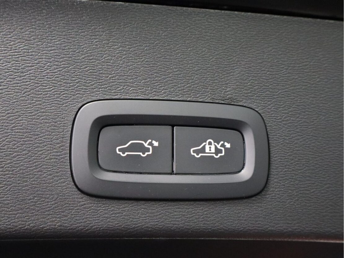 Volvo XC40 1.5 T4 PHEV Core 19