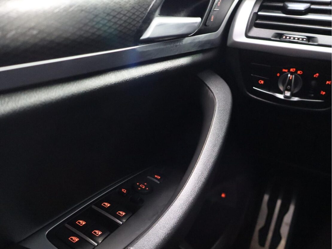 BMW X3 30 e xDrive Pack M 11