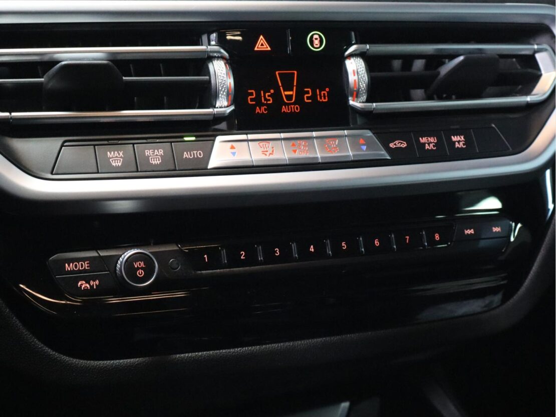 BMW X3 30 e xDrive Pack M 23