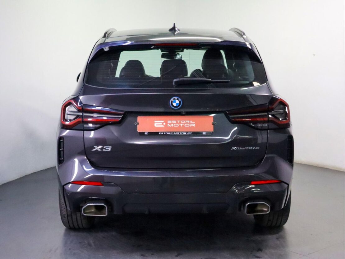 BMW X3 30 e xDrive Pack M 4