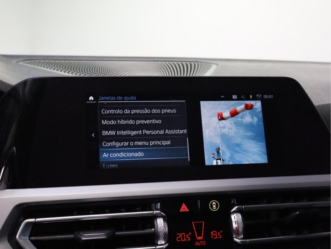 BMW Serie 3 330 e Corporate Edition Auto 16