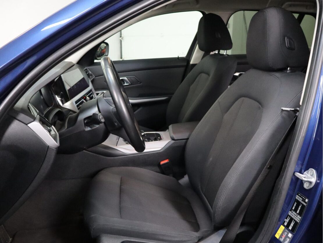 BMW Serie 3 330 e Corporate Edition Auto 6