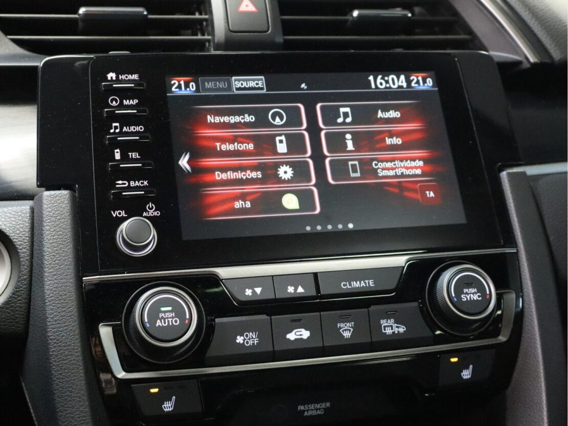 Honda Civic 1.0 i-VTEC Executive 17