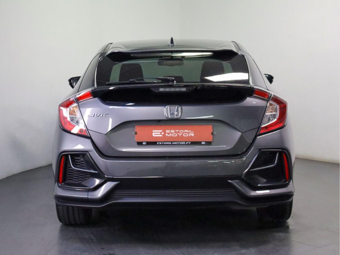 Honda Civic 1.0 i-VTEC Executive 4