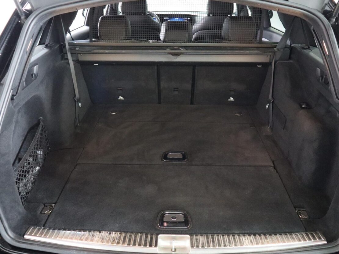 Mercedes Benz Classe E 220 d Avantgarde 7L 24