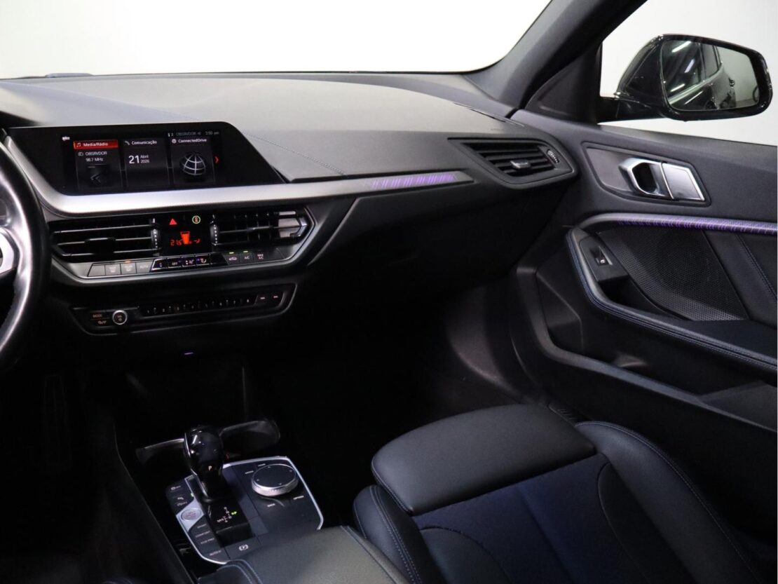 BMW Serie 1 118 i Pack Desportivo M Auto 16