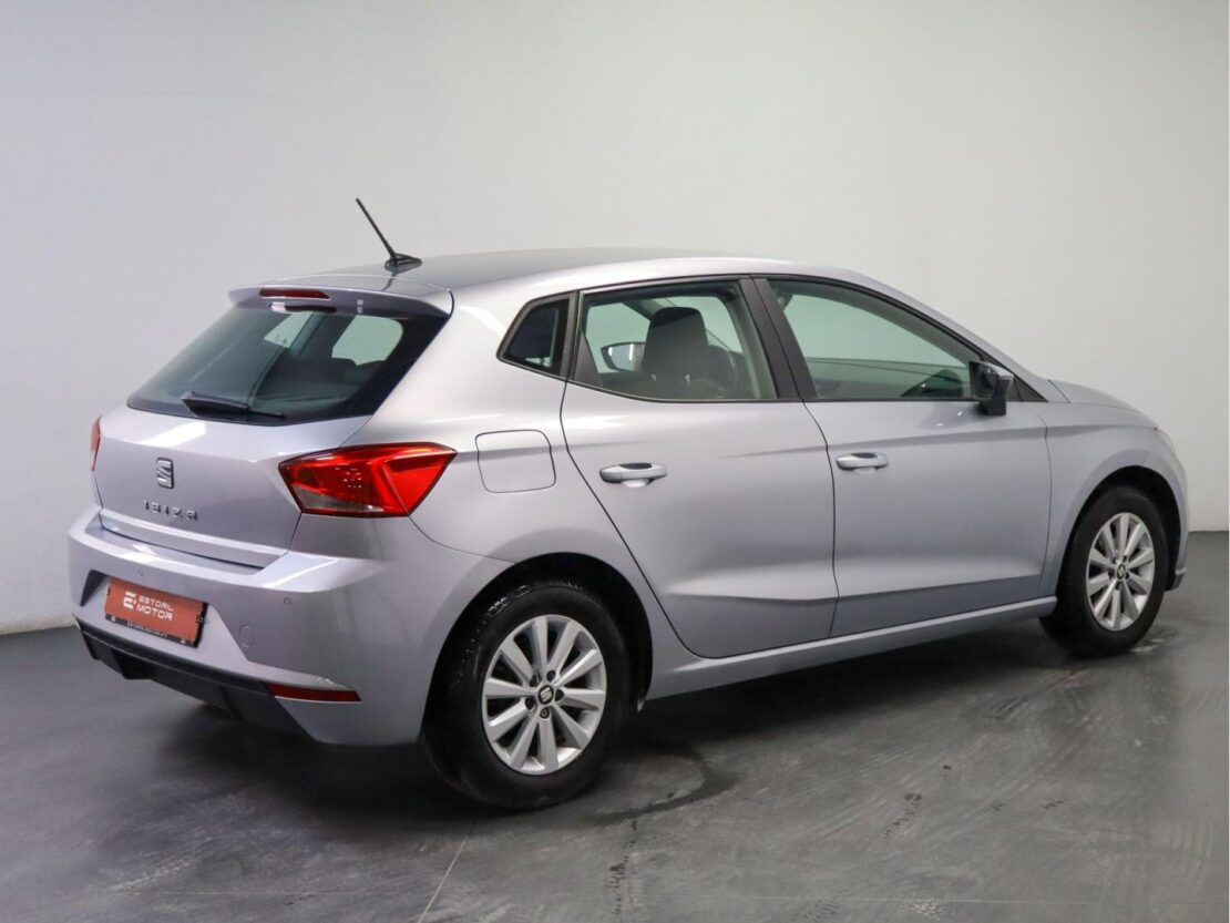 SEAT Ibiza 1.0 TSI REFERENCE 3