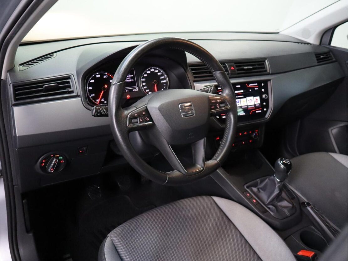 SEAT Ibiza 1.0 TSI REFERENCE 5