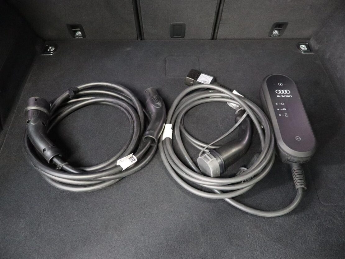 Audi Q5 50 TFSIe quattro S tronic Advance 33