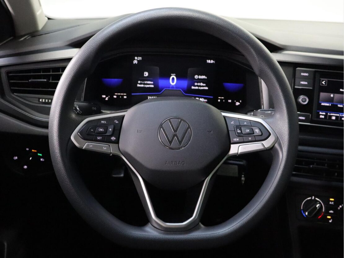 Volkswagen Polo 1.0  Confortline 11