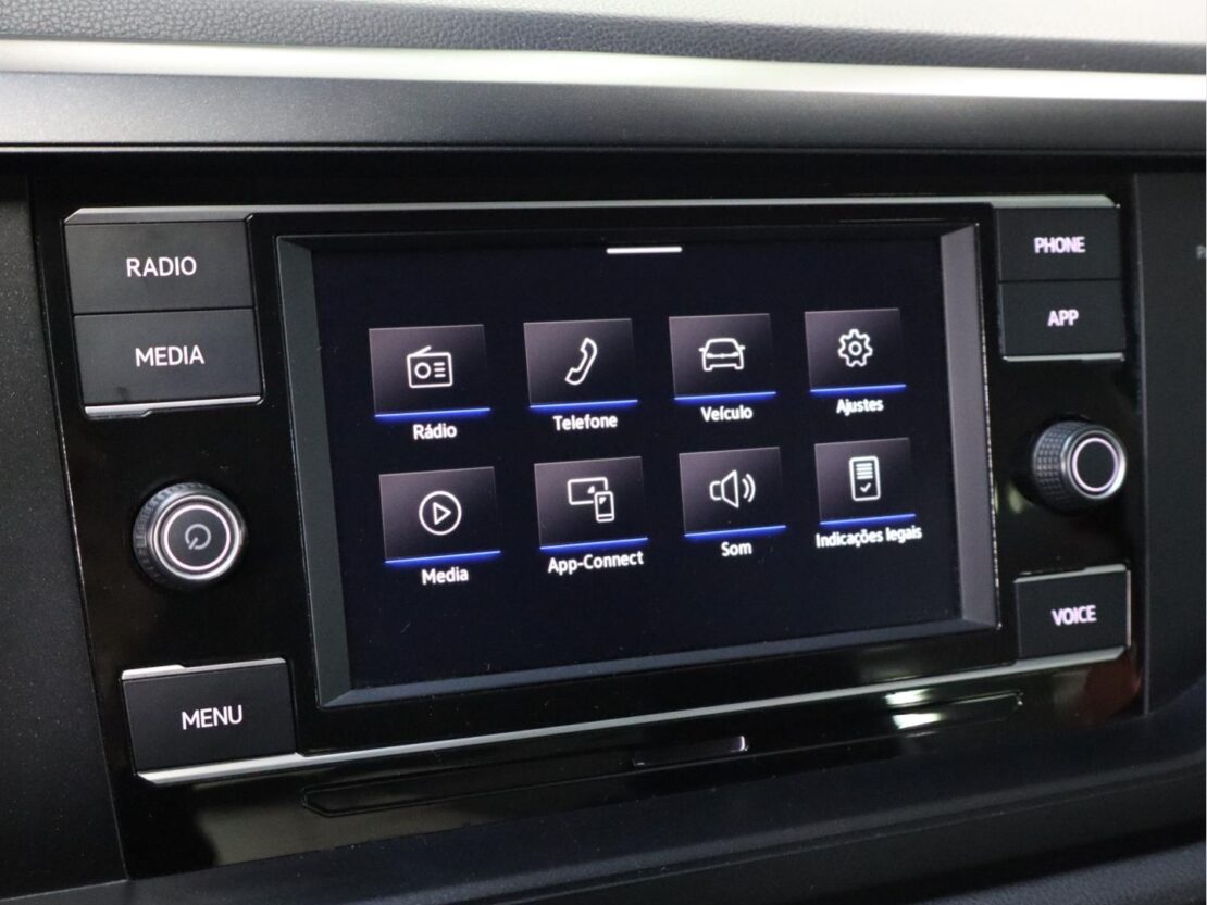 Volkswagen Polo 1.0  Confortline 12