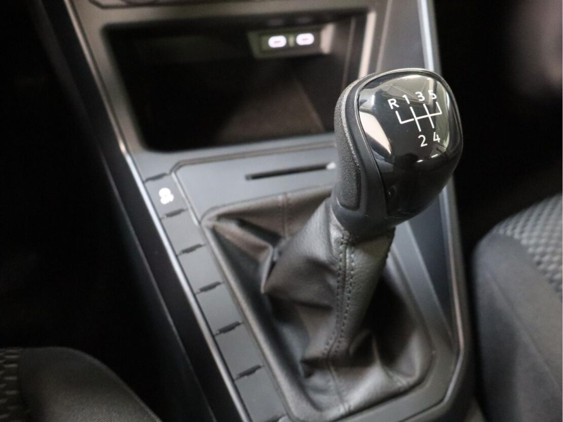 Volkswagen Polo 1.0  Confortline 18