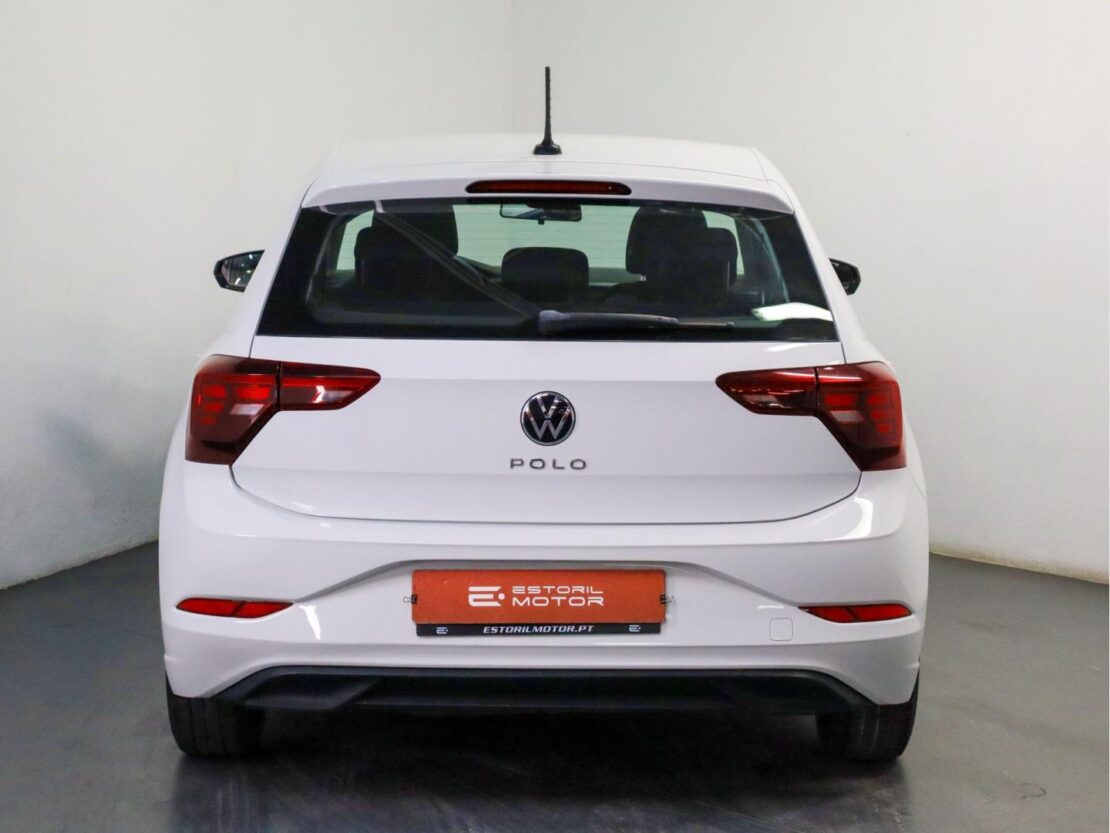 Volkswagen Polo 1.0  Confortline 4