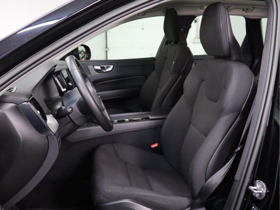 Volvo XC60 2.0 T6  AWD PHEV Inscription Auto 6