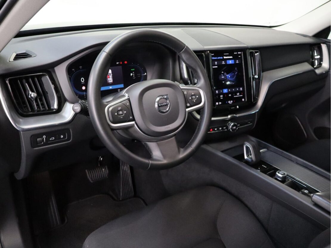Volvo XC60 2.0 T6  AWD PHEV Inscription Auto 5